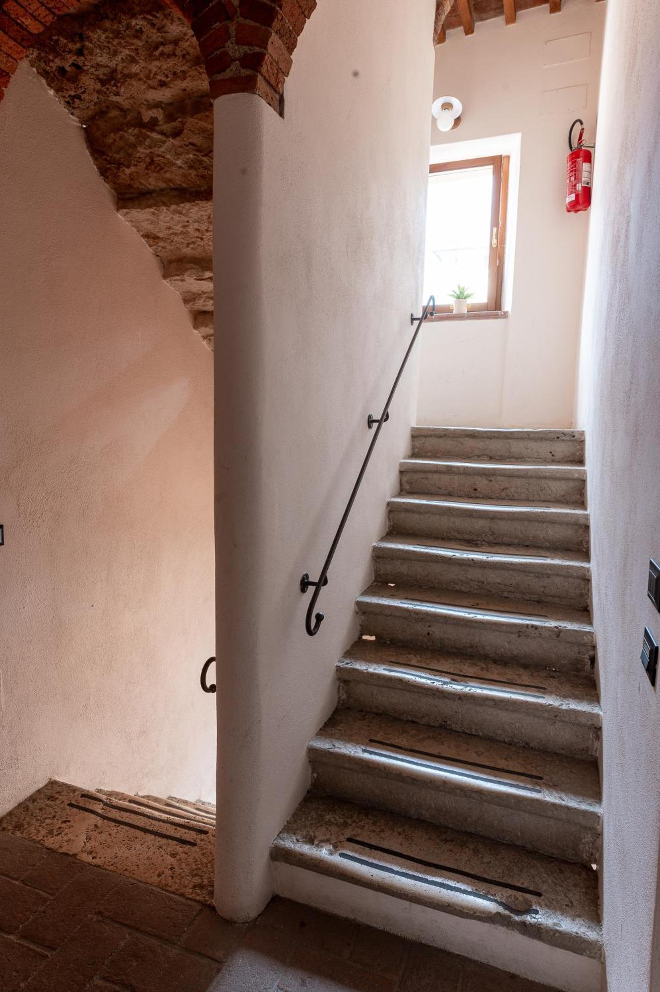 Massa Alta B&B E Appartamenti Massa Marittima Bagian luar foto